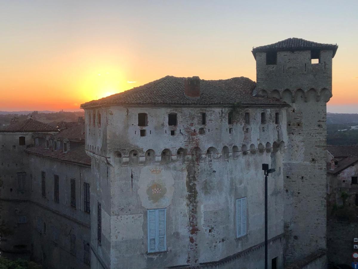 Oasi Castello Di Lerma Nel Monferratoアパートメント エクステリア 写真