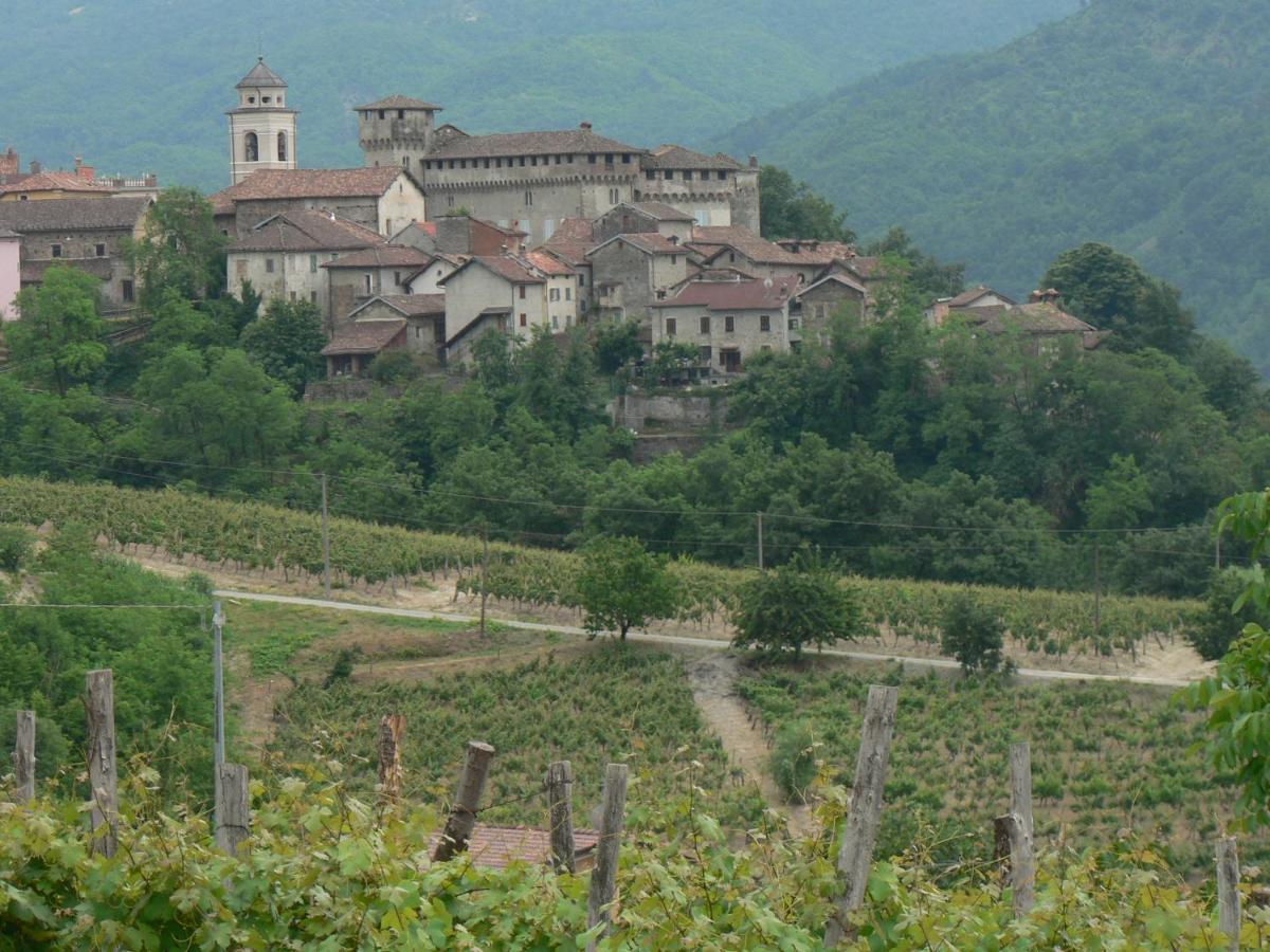 Oasi Castello Di Lerma Nel Monferratoアパートメント エクステリア 写真